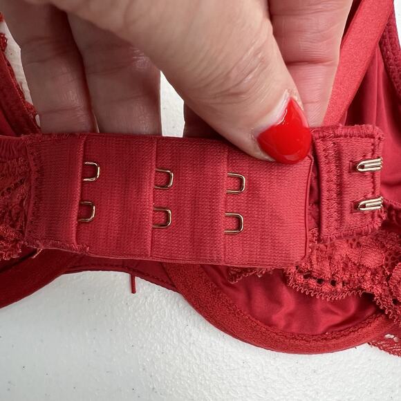 Aerie Happy Size 32A Bra Very Sexy Lined Demi Push Up Underwire Red Lace Plunge - Picture 7 of 15